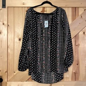 NWT- Torrid longer peasant style top size 2.